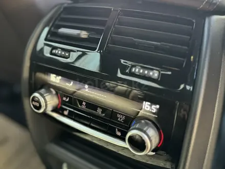 BMW 5 серия 2021 года за 21 500 000 тг. в Астана – фото 27