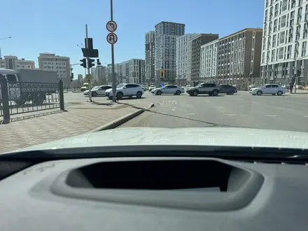 BMW 5 серия 2021 года за 21 500 000 тг. в Астана – фото 36