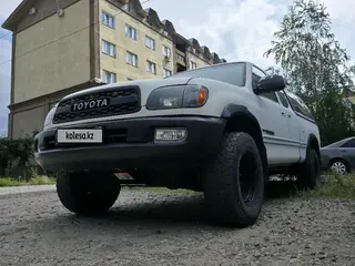 Toyota Tundra, 2001