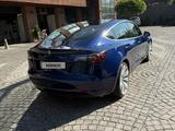 Tesla Model 3 2019 года за 9 200 000 тг. в Алматы – фото 2