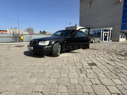 Mercedes-Benz S 320 1995 года за 10 000 000 тг. в Актобе – фото 9