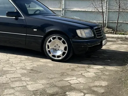 Mercedes-Benz S 320 1995 года за 10 000 000 тг. в Актобе – фото 30