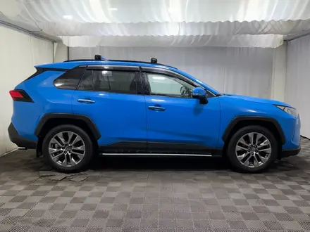 Toyota RAV4 Prestige 2020 года за 13 400 000 тг. в Алматы – фото 17