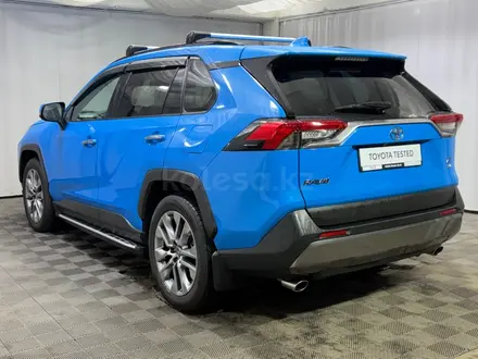 Toyota RAV4 Prestige 2020 года за 13 400 000 тг. в Алматы – фото 2