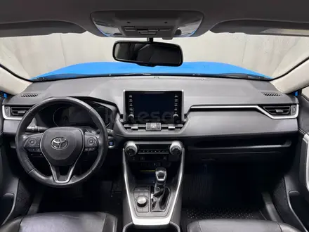 Toyota RAV4 Prestige 2020 года за 13 400 000 тг. в Алматы – фото 8