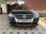 Volkswagen Passat 2010 годаүшін3 500 000 тг. в Шымкент