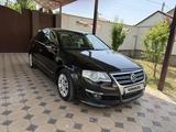 Volkswagen Passat 2010 годаүшін3 500 000 тг. в Шымкент – фото 2