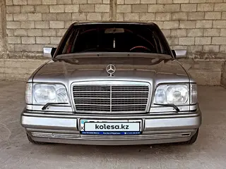 Mercedes-Benz E 280