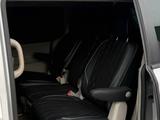 Kia Sedona 2015 годаүшін10 300 000 тг. в Алматы – фото 2