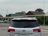 Kia Sedona 2015 годаүшін10 300 000 тг. в Алматы – фото 3