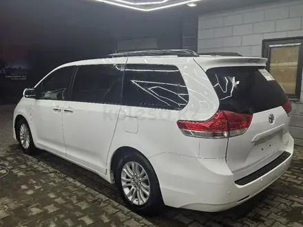 Toyota Sienna 2012 года за 8 800 000 тг. в Актобе – фото 11