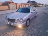 Mercedes-Benz E 230 1996 года за 2 650 000 тг. в Талдыкорган