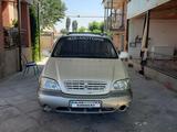 Kia Carnival 2002 года за 2 300 000 тг. в Тараз – фото 3