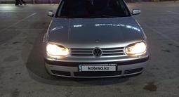 Volkswagen Golf 2003 годаүшін2 900 000 тг. в Актобе