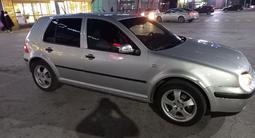 Volkswagen Golf 2003 годаfor2 900 000 тг. в Актобе – фото 2