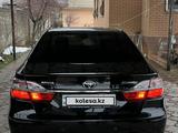 Toyota Camry 2016 года за 12 850 000 тг. в Шымкент – фото 5