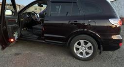 Hyundai Santa Fe 2008 года за 6 500 000 тг. в Атырау – фото 3