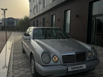 Mercedes-Benz E 280 1997 года за 3 000 000 тг. в Кызылорда