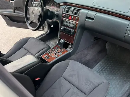 Mercedes-Benz E 280 1997 года за 3 000 000 тг. в Кызылорда – фото 6