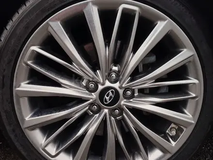 Hyundai Grandeur 2019 года за 12 850 000 тг. в Алматы – фото 11