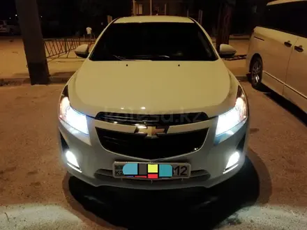 Chevrolet Cruze 2015 года за 5 900 000 тг. в Актау – фото 2