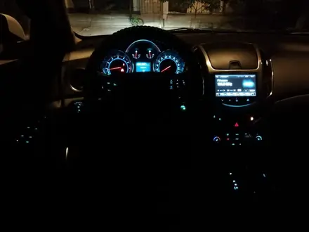 Chevrolet Cruze 2015 года за 5 900 000 тг. в Актау – фото 6