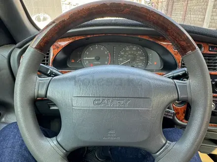 Toyota Camry 1996 года за 2 200 000 тг. в Алматы – фото 15