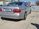 Mercedes-Benz CLK 320 2002 года за 2 400 000 тг. в Туркестан – фото 3