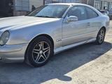 Mercedes-Benz CLK 320 2002 года за 2 400 000 тг. в Туркестан – фото 4