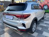 Kia Rio X-Line 2021 года за 8 400 000 тг. в Алматы – фото 2