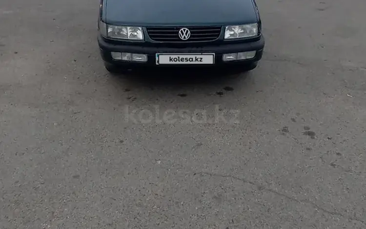 Volkswagen Passat 1996 годаүшін1 600 000 тг. в Алматы