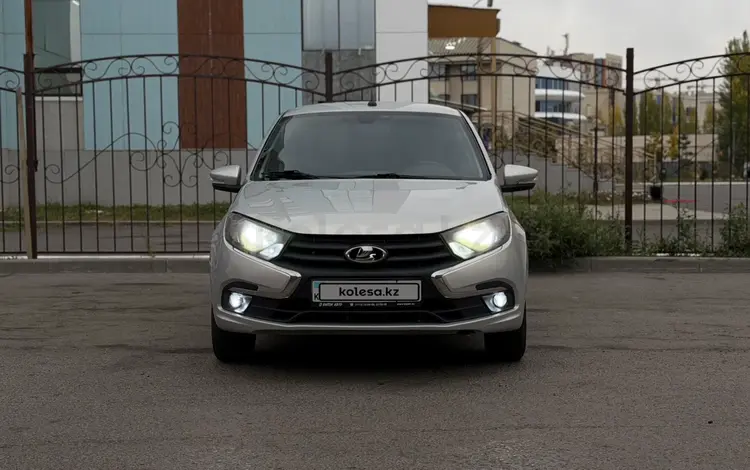 ВАЗ (Lada) Granta 2190 2019 года за 4 200 000 тг. в Астана