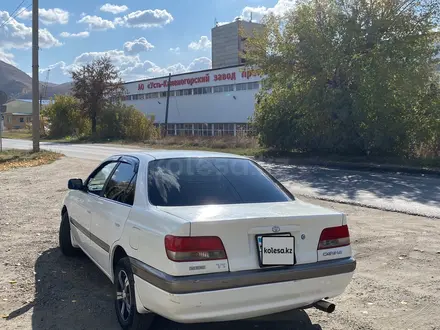 Toyota Carina 1998 года за 2 600 000 тг. в Усть-Каменогорск – фото 4