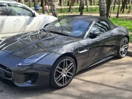 Jaguar F-Type 2020 года за 45 000 000 тг. в Алматы