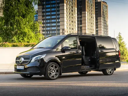 Прокат аренда минивэн Mercedes V-class 2023 года. Mercedes S222 2020 года в Алматы – фото 3