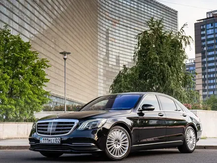 Прокат аренда минивэн Mercedes V-class 2023 года. Mercedes S222 2020 года в Алматы – фото 15