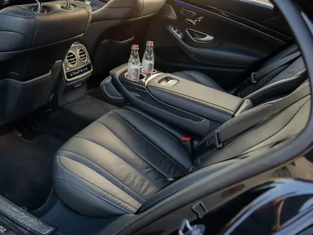 Прокат аренда минивэн Mercedes V-class 2023 года. Mercedes S222 2020 года в Алматы – фото 31