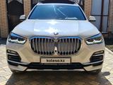 BMW X5 2018 года за 31 000 000 тг. в Уральск