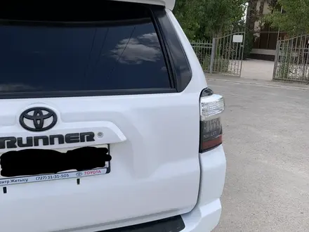 Toyota 4Runner 2014 года за 13 000 000 тг. в Жанаозен – фото 11