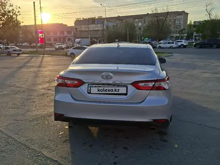 Toyota Camry 2019 года за 13 000 000 тг. в Шымкент – фото 11