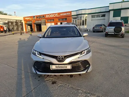 Toyota Camry 2019 года за 13 000 000 тг. в Шымкент – фото 8