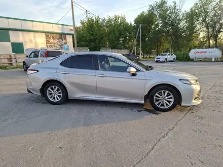 Toyota Camry 2019 года за 13 000 000 тг. в Шымкент – фото 9