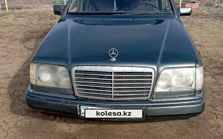 Mercedes-Benz E 200 1995 годаfor2 000 000 тг. в Павлодар