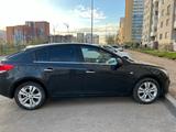 Chevrolet Cruze 2012 года за 4 187 636 тг. в Астана – фото 2