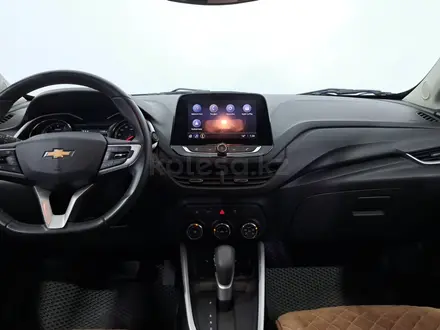 Chevrolet Onix 2025 года за 6 390 000 тг. в Астана – фото 14