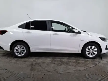 Chevrolet Onix 2025 года за 6 390 000 тг. в Астана – фото 4