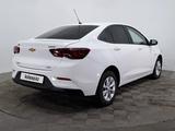 Chevrolet Onix 2025 года за 6 390 000 тг. в Астана – фото 5