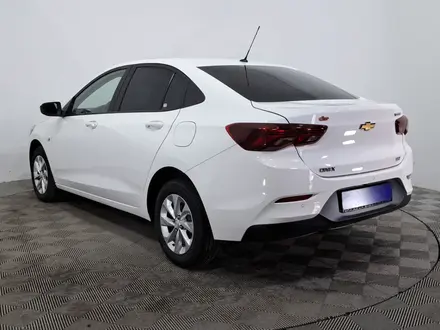 Chevrolet Onix 2025 года за 6 390 000 тг. в Астана – фото 7