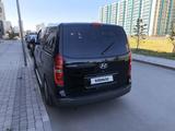 Hyundai H-1 2011 года за 9 000 000 тг. в Астана – фото 3