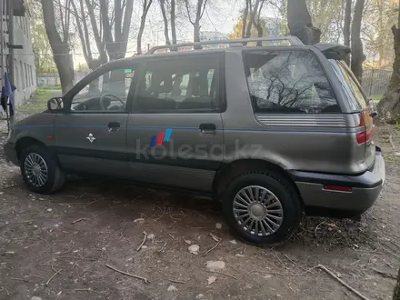 Mitsubishi Space Wagon 1993 года за 1 100 000 тг. в Алматы